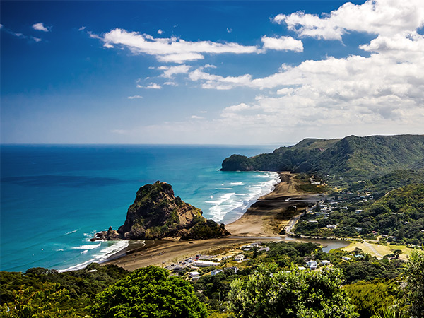 Piha Beach