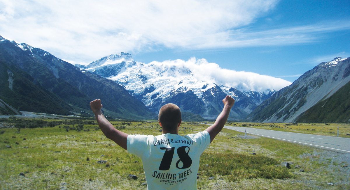 Backpacker Bus Mount Cook